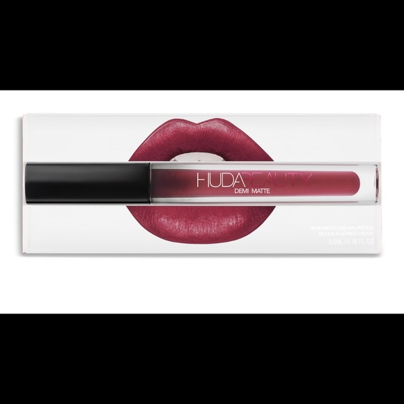 COPY - BACK IN STOCK HUDA BEAUTY Lip Duo - Picture 4 of 9